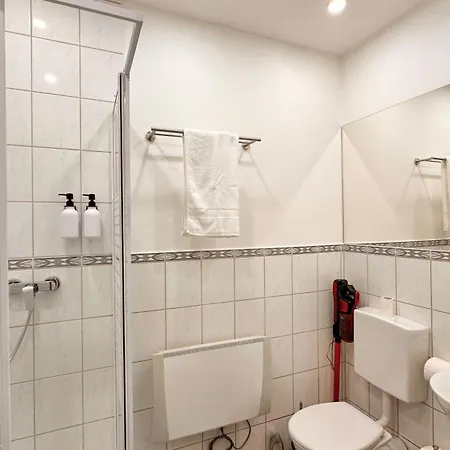 Workation, Sightseeing, Klima, Private Parking, Netflix Smart Tv 埃伦塞