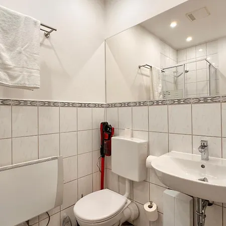 Workation, Sightseeing, Klima, Private Parking, Netflix Smart Tv 埃伦塞