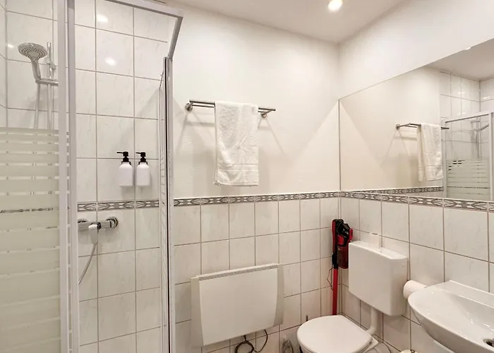 Workation, Sightseeing, Klima, Private Parking, Netflix Smart Tv Erlensee